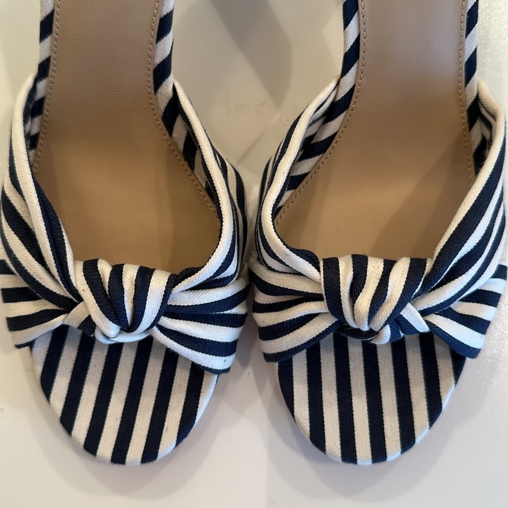 New Veronica Beard Navy and White Striped Fabric Heels with Bow Detail. … - Picture 3 of 11